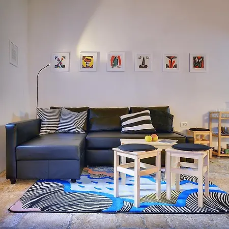 Art Kuca Cvajner Apartament Pula