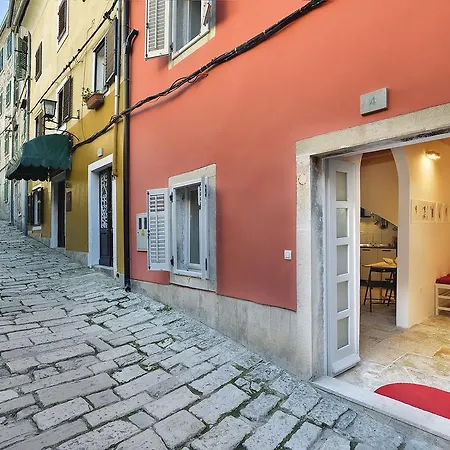 Art Kuca Cvajner 풀라